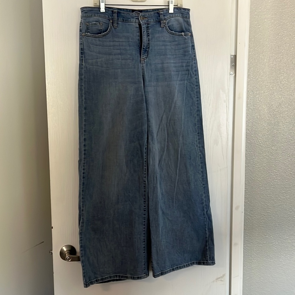 Wide Leg Jeans